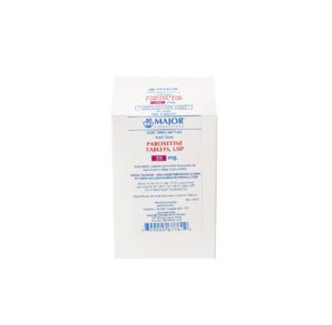 Box of Japanese facial cleansing wipes with blue and red text.